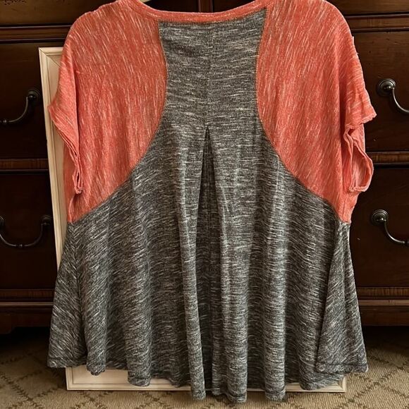 Urban Outfitters flowy boho style V neck coral/ gray M - Picture 3 of 10